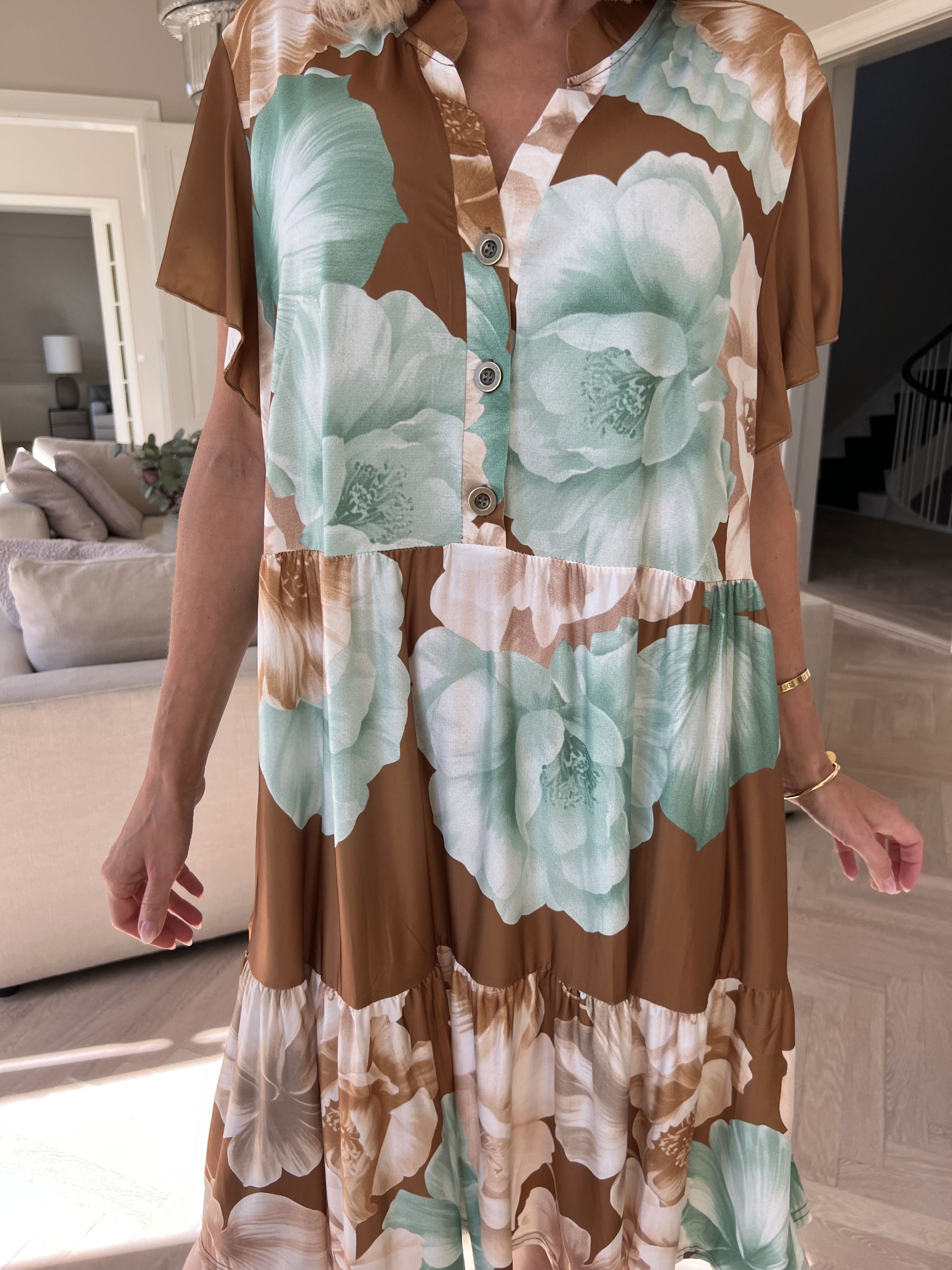 Milano Peony Midi S/S - Blommig klänning med lagerlook